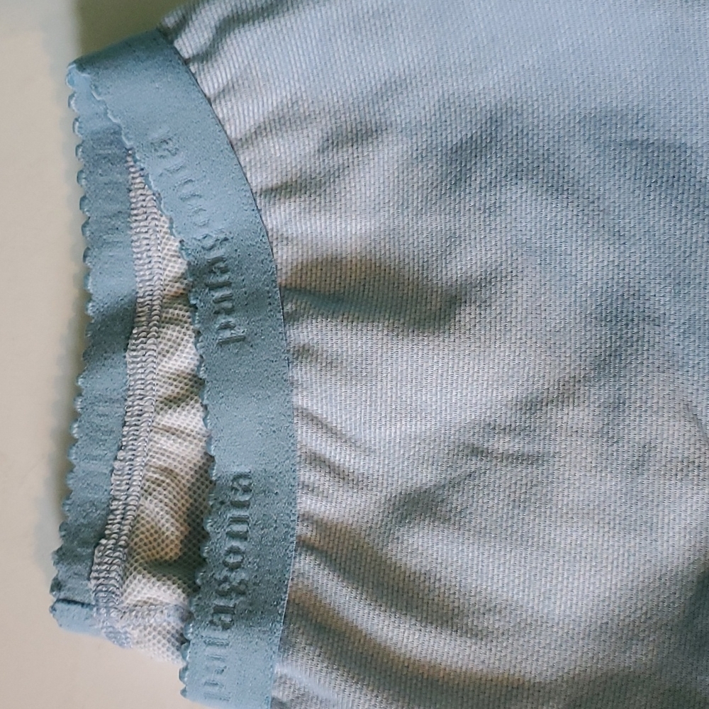 Patagonia women's L light blue performance base layer - Picture 2 of 6